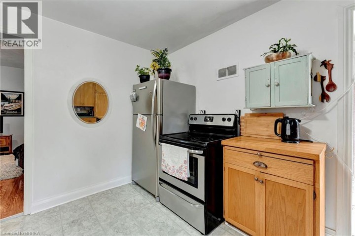 Photo 6 at 39 Port Street, Brantford Photo 6 at 39 Port Street, Brantford