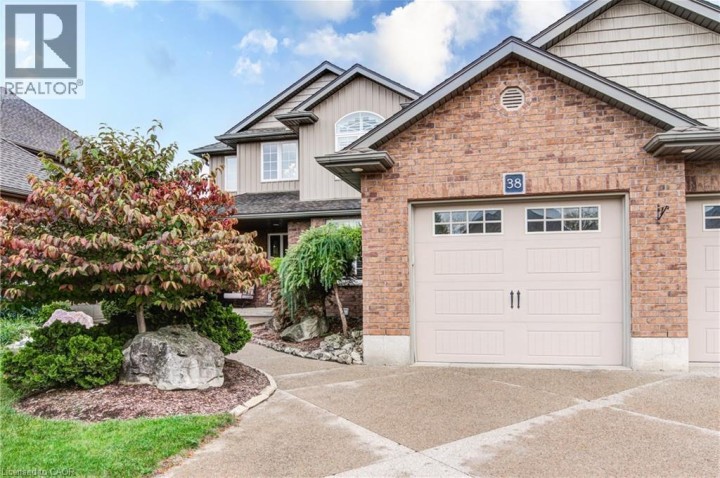 Photo 3 at 38 Westview Court, Woodstock Photo 3 at 38 Westview Court, Woodstock