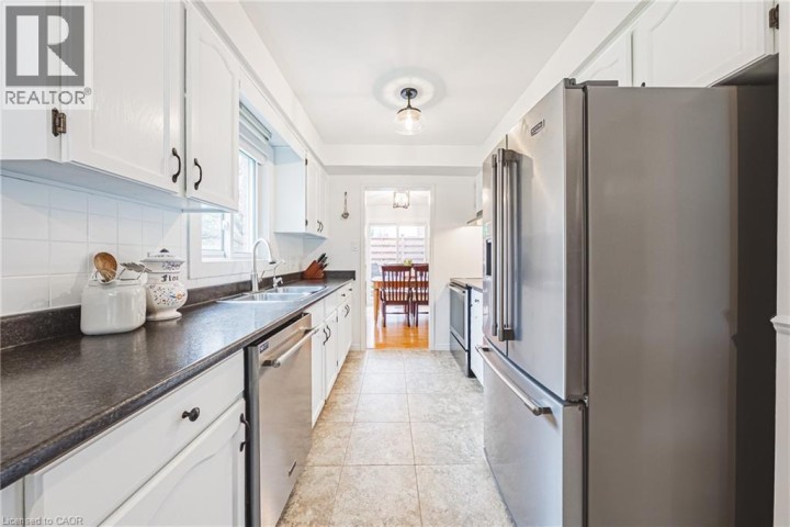 Photo 10 at 35 Cowan Boulevard, Cambridge Photo 10 at 35 Cowan Boulevard, Cambridge