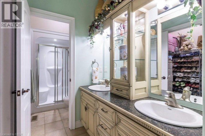 Photo 24 at 747 Garden Court Crescent, Woodstock Photo 24 at 747 Garden Court Crescent, Woodstock