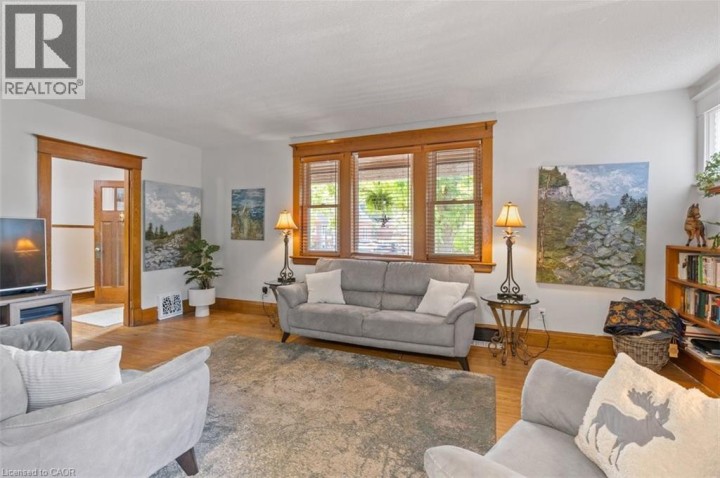 Photo 6 at 456 Waterloo Street S, Cambridge Photo 6 at 456 Waterloo Street S, Cambridge