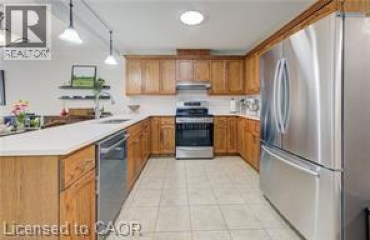 Photo 12 at 35 GREEN GATE Boulevard 28, Cambridge Photo 12 at 35 GREEN GATE Boulevard 28, Cambridge