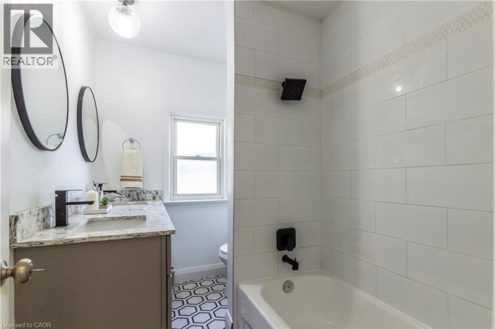 Photo 19 at 250 Cardigan Street, Woodstock Photo 19 at 250 Cardigan Street, Woodstock