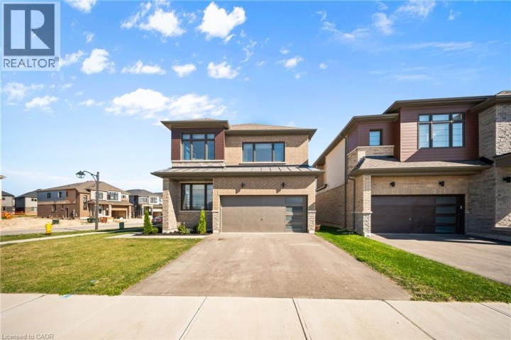 Photo 1 at 1 Bee Crescent, Brantford Photo 1 at 1 Bee Crescent, Brantford
