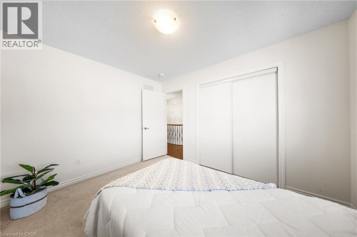 Photo 31 at 1 Bee Crescent, Brantford Photo 31 at 1 Bee Crescent, Brantford