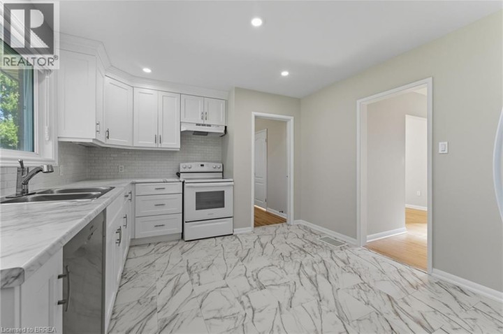 Photo 9 at 30 Forsythe Avenue, Brantford Photo 9 at 30 Forsythe Avenue, Brantford