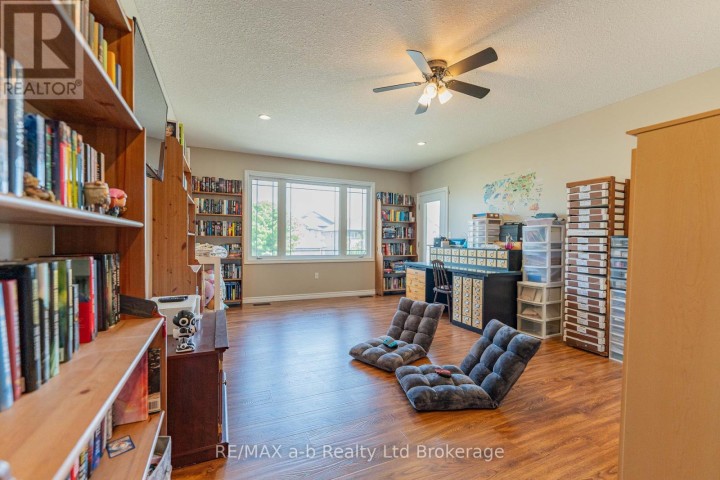 Photo 18 at 9 Langrell Avenue, Tillsonburg Photo 18 at 9 Langrell Avenue, Tillsonburg