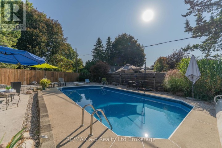 Photo 36 at 6 Camdon Court, Tillsonburg Photo 36 at 6 Camdon Court, Tillsonburg