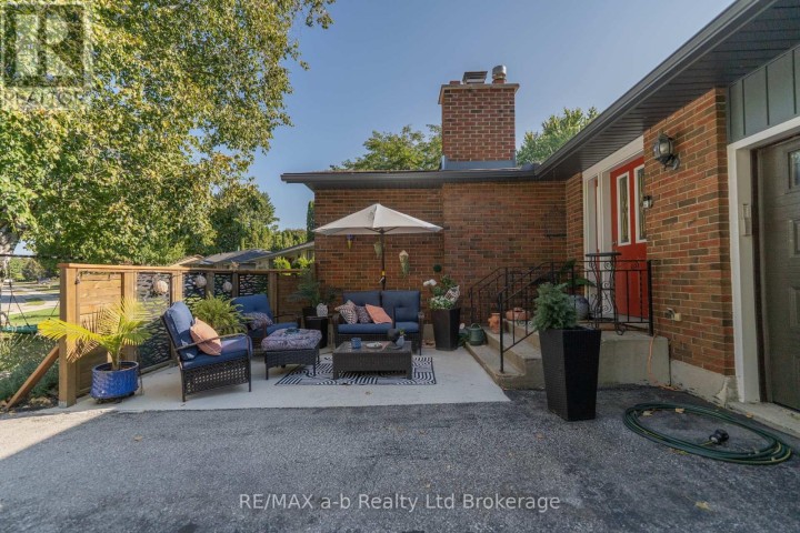 Photo 4 at 6 Camdon Court, Tillsonburg Photo 4 at 6 Camdon Court, Tillsonburg