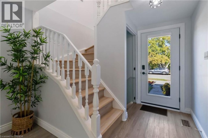 Photo 4 at 80 Four Seasons Drive, Brantford Photo 4 at 80 Four Seasons Drive, Brantford
