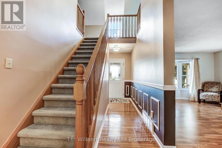 Photo 3 at 62 Edwin Crescent, Tillsonburg Photo 3 at 62 Edwin Crescent, Tillsonburg