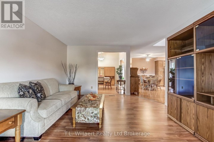 Photo 6 at 62 Edwin Crescent, Tillsonburg Photo 6 at 62 Edwin Crescent, Tillsonburg