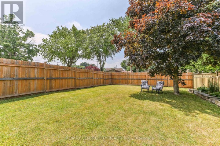 Photo 40 at 13 Potters Road N, Tillsonburg Photo 40 at 13 Potters Road N, Tillsonburg