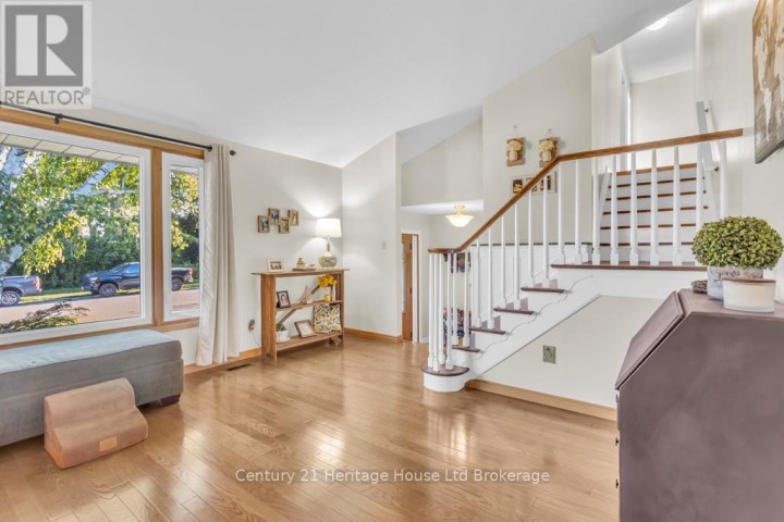 Photo 5 at 4 Demeyere Avenue, Tillsonburg Photo 5 at 4 Demeyere Avenue, Tillsonburg