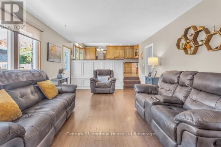 Photo 8 at 4 Demeyere Avenue, Tillsonburg Photo 8 at 4 Demeyere Avenue, Tillsonburg