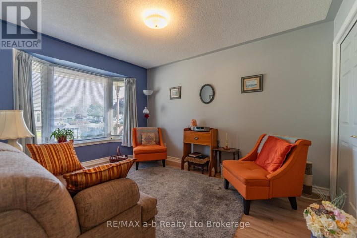 Photo 14 at 19 Brasher Drive, Tillsonburg Photo 14 at 19 Brasher Drive, Tillsonburg