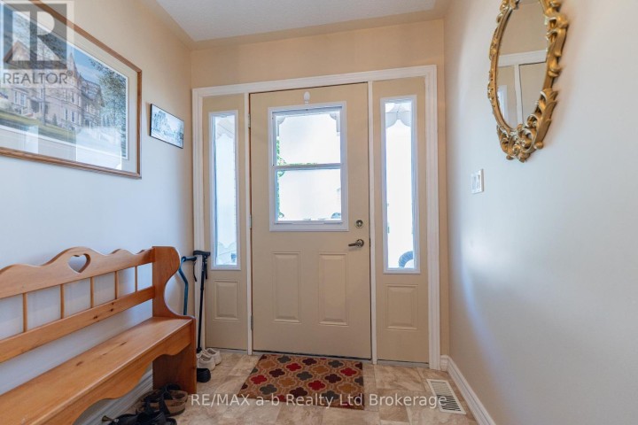 Photo 5 at 19 Brasher Drive, Tillsonburg Photo 5 at 19 Brasher Drive, Tillsonburg