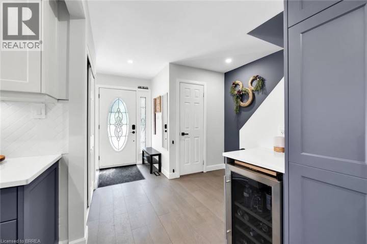 Photo 3 at 69 Garden Crescent, Innerkip, Woodstock Photo 3 at 69 Garden Crescent, Innerkip, Woodstock