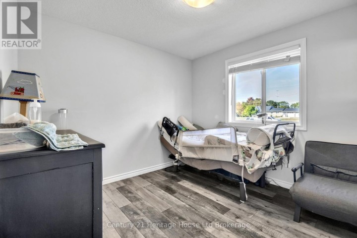 Photo 11 at 6 Sandy Court, Tillsonburg Photo 11 at 6 Sandy Court, Tillsonburg