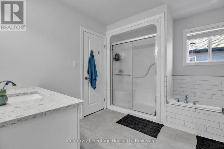 Photo 17 at 6 Sandy Court, Tillsonburg Photo 17 at 6 Sandy Court, Tillsonburg