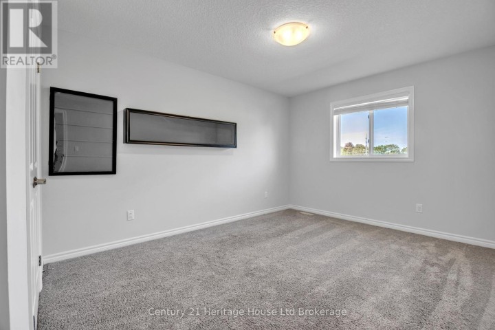 Photo 21 at 6 Sandy Court, Tillsonburg Photo 21 at 6 Sandy Court, Tillsonburg