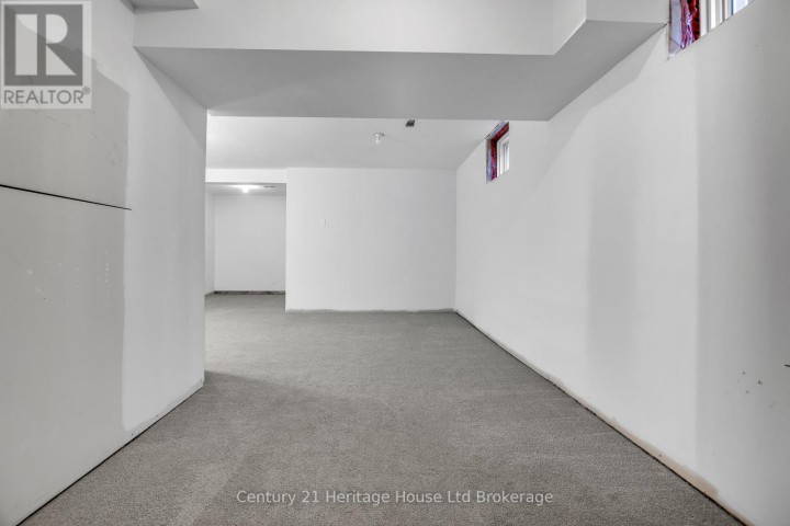 Photo 26 at 6 Sandy Court, Tillsonburg Photo 26 at 6 Sandy Court, Tillsonburg