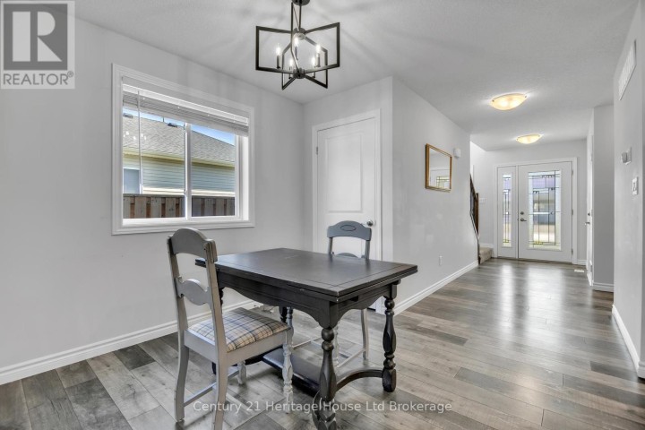 Photo 9 at 6 Sandy Court, Tillsonburg Photo 9 at 6 Sandy Court, Tillsonburg