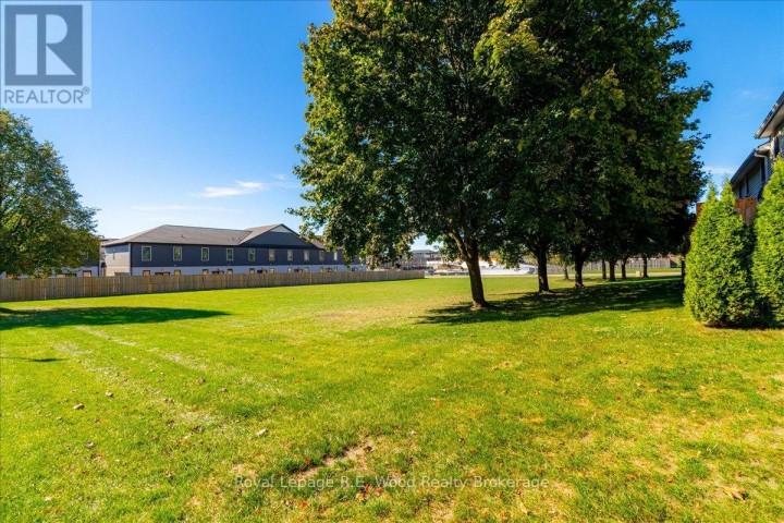 Photo 7 at 25 - 380 Quarter Town Line, Tillsonburg Photo 7 at 25 - 380 Quarter Town Line, Tillsonburg