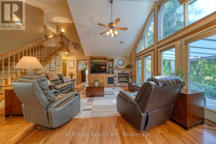 Photo 11 at 5 Whispering Pine Lane, Tillsonburg Photo 11 at 5 Whispering Pine Lane, Tillsonburg