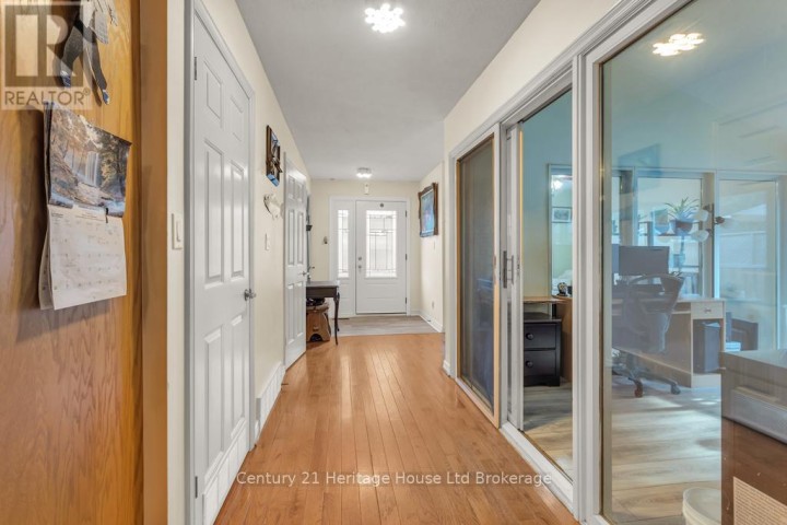 Photo 10 at 26 Seres Drive, Tillsonburg Photo 10 at 26 Seres Drive, Tillsonburg