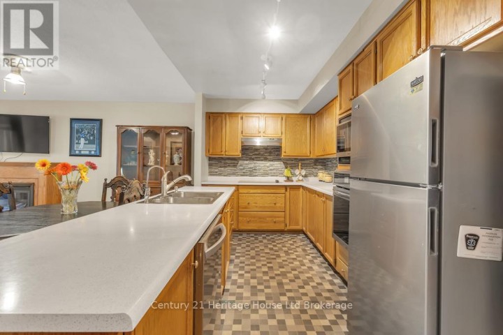 Photo 2 at 26 Seres Drive, Tillsonburg Photo 2 at 26 Seres Drive, Tillsonburg