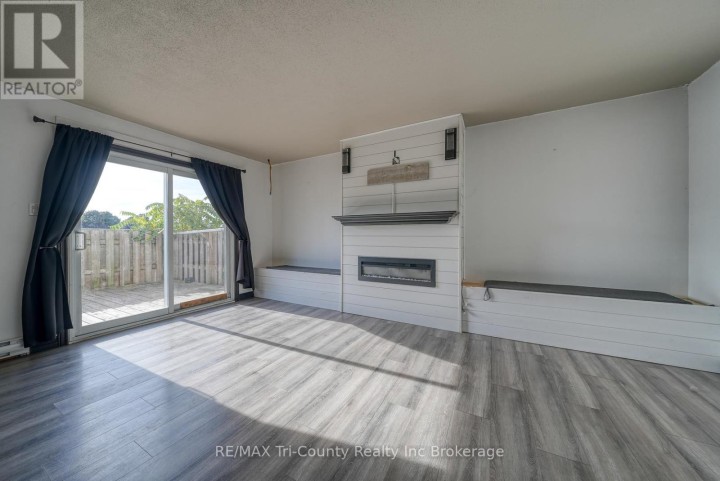 Photo 16 at 7 - 15 Devonshire Avenue, Tillsonburg Photo 16 at 7 - 15 Devonshire Avenue, Tillsonburg