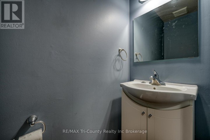 Photo 24 at 7 - 15 Devonshire Avenue, Tillsonburg Photo 24 at 7 - 15 Devonshire Avenue, Tillsonburg