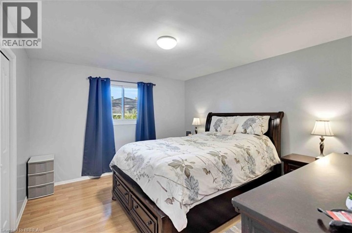 Photo 17 at 17 Penny Lane, Brantford Photo 17 at 17 Penny Lane, Brantford