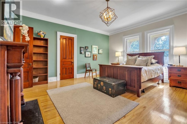 Photo 32 at 105 Vansittart Avenue, Woodstock Photo 32 at 105 Vansittart Avenue, Woodstock