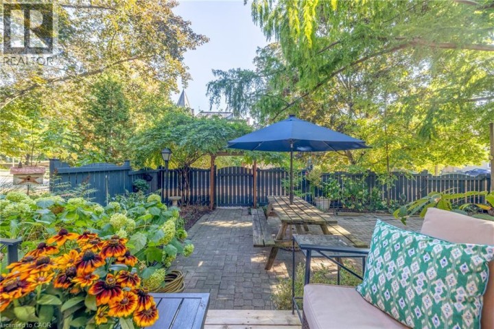 Photo 5 at 105 Vansittart Avenue, Woodstock Photo 5 at 105 Vansittart Avenue, Woodstock