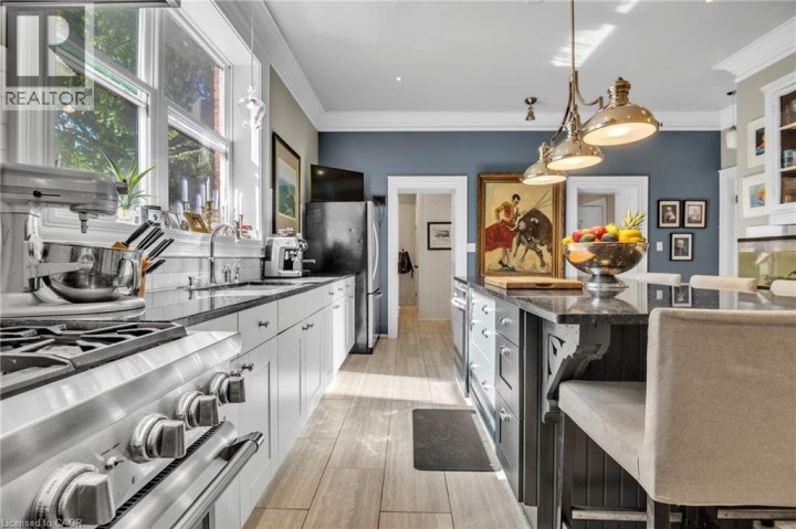 Photo 16 at 105 Vansittart Avenue, Woodstock Photo 16 at 105 Vansittart Avenue, Woodstock