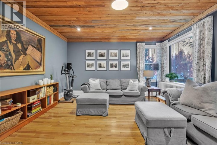 Photo 27 at 105 Vansittart Avenue, Woodstock Photo 27 at 105 Vansittart Avenue, Woodstock