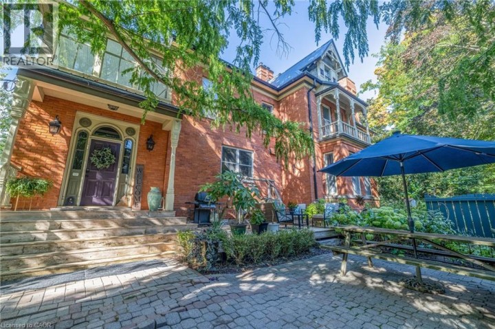 Photo 2 at 105 Vansittart Avenue, Woodstock Photo 2 at 105 Vansittart Avenue, Woodstock