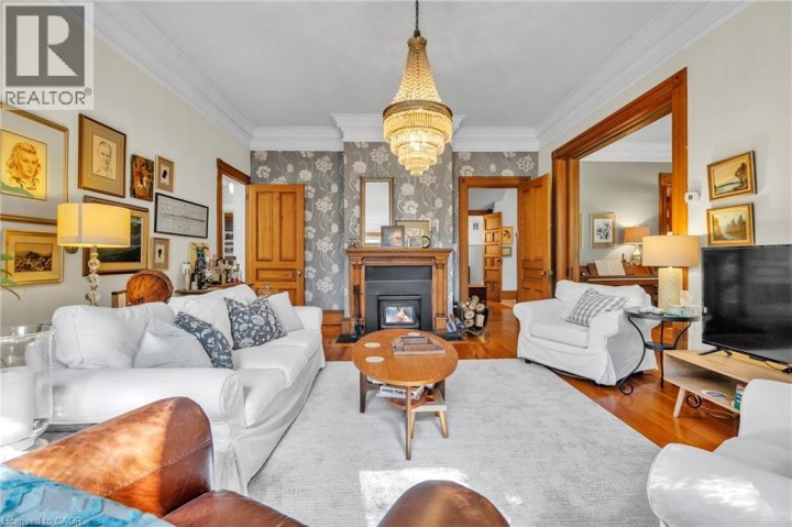 Photo 19 at 105 Vansittart Avenue, Woodstock Photo 19 at 105 Vansittart Avenue, Woodstock