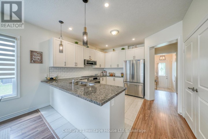 Photo 11 at 37 Harvest Avenue, Tillsonburg Photo 11 at 37 Harvest Avenue, Tillsonburg