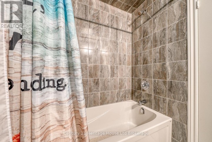 Photo 9 at 37 Harvest Avenue, Tillsonburg Photo 9 at 37 Harvest Avenue, Tillsonburg