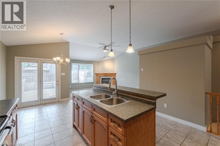 Photo 16 at 26 Macdonald Crescent, Brantford Photo 16 at 26 Macdonald Crescent, Brantford