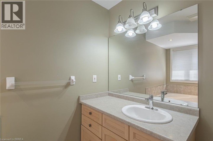 Photo 25 at 26 Macdonald Crescent, Brantford Photo 25 at 26 Macdonald Crescent, Brantford