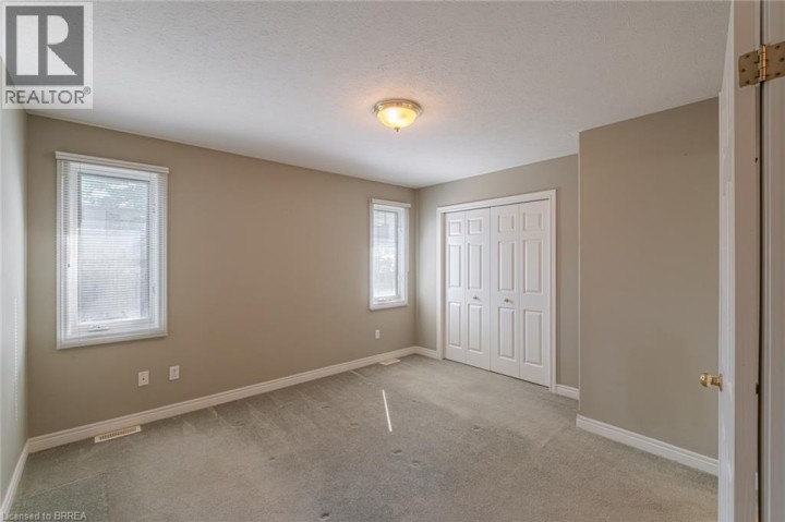 Photo 21 at 26 Macdonald Crescent, Brantford Photo 21 at 26 Macdonald Crescent, Brantford