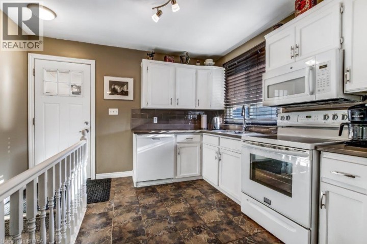 Photo 5 at 66 Forsythe Avenue, Brantford Photo 5 at 66 Forsythe Avenue, Brantford