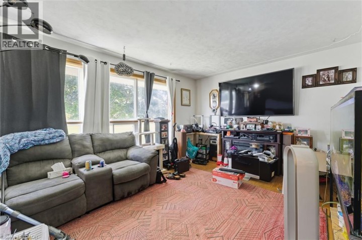 Photo 4 at 1091 Branchton Road, Cambridge Photo 4 at 1091 Branchton Road, Cambridge