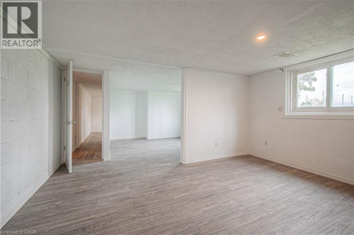 Photo 29 at 2300 Fountain Street N, Cambridge Photo 29 at 2300 Fountain Street N, Cambridge