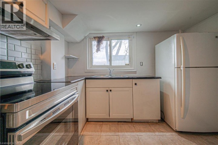 Photo 28 at 2300 Fountain Street N, Cambridge Photo 28 at 2300 Fountain Street N, Cambridge