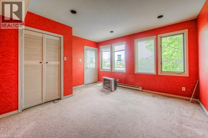 Photo 21 at 245 Ainslie Street S, Cambridge Photo 21 at 245 Ainslie Street S, Cambridge